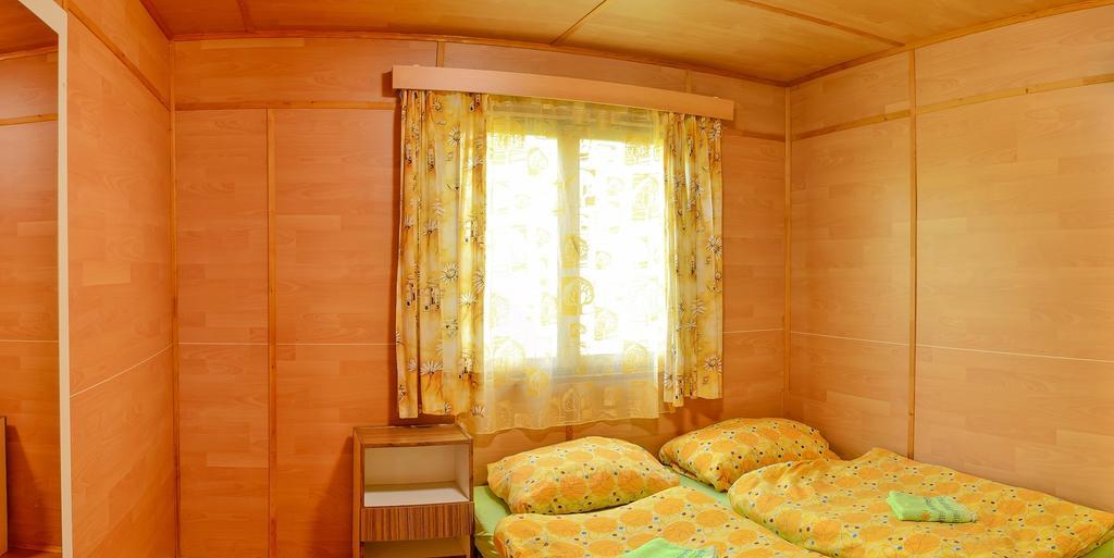 Camp Vary - Vitkova Hora - Veitsberg カルロヴィ・ヴァリ 部屋 写真